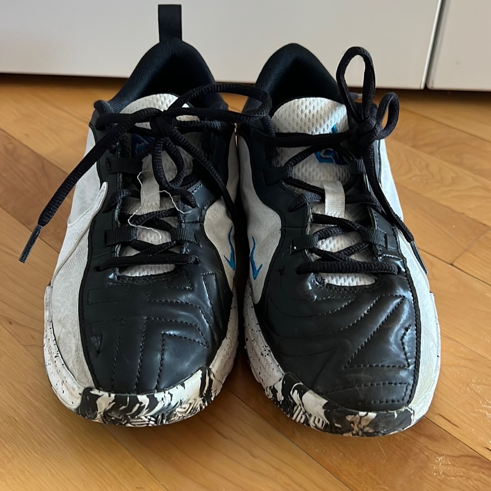 Nike Freak